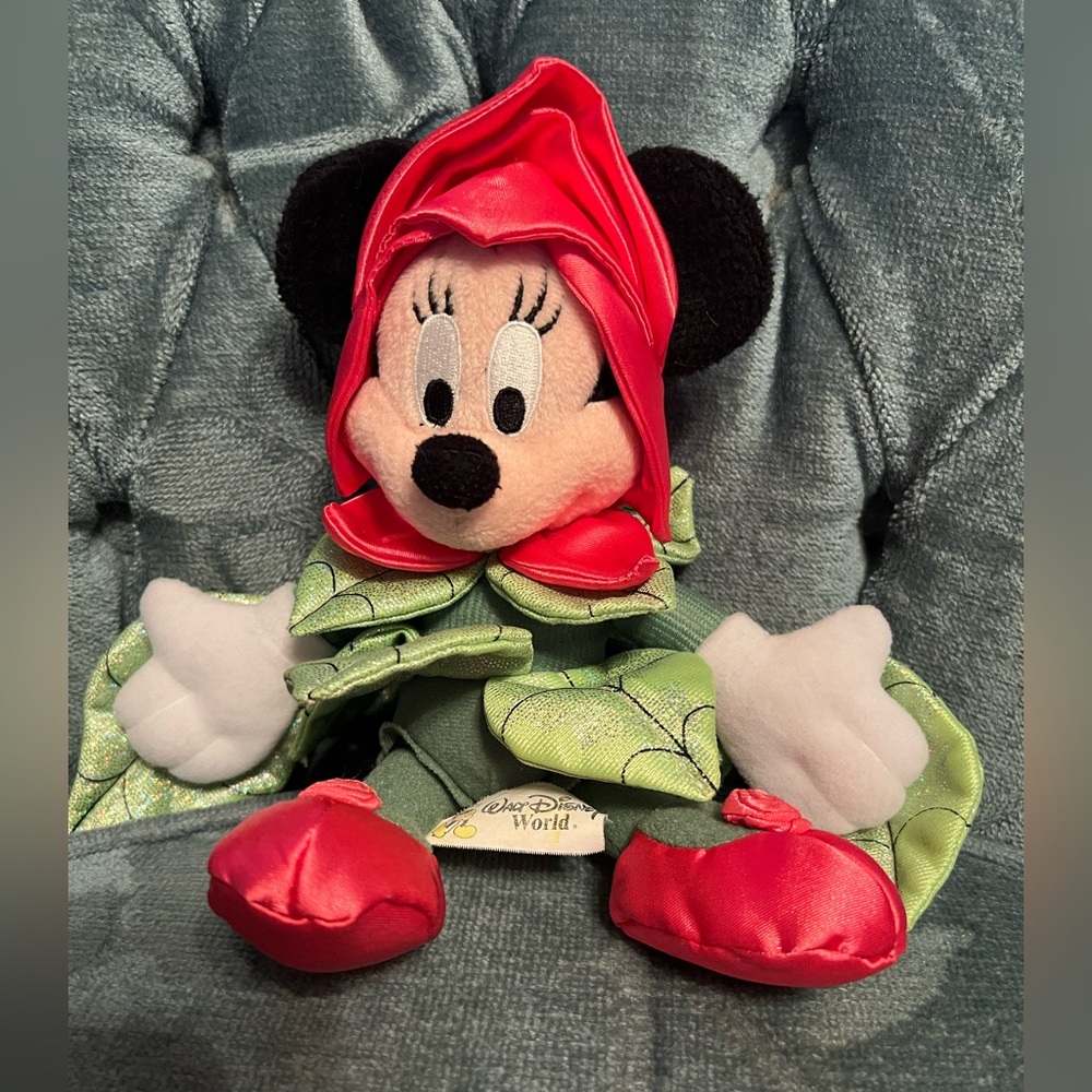 U-pick Vintage Walt Disney World Minnie Mouse Flower Beanbag Plush